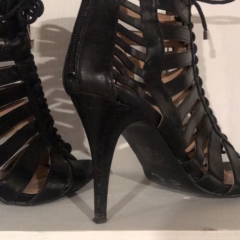 Nine West Black Stiletto Strappy Sandals 7.5 - Picture 5 of 16